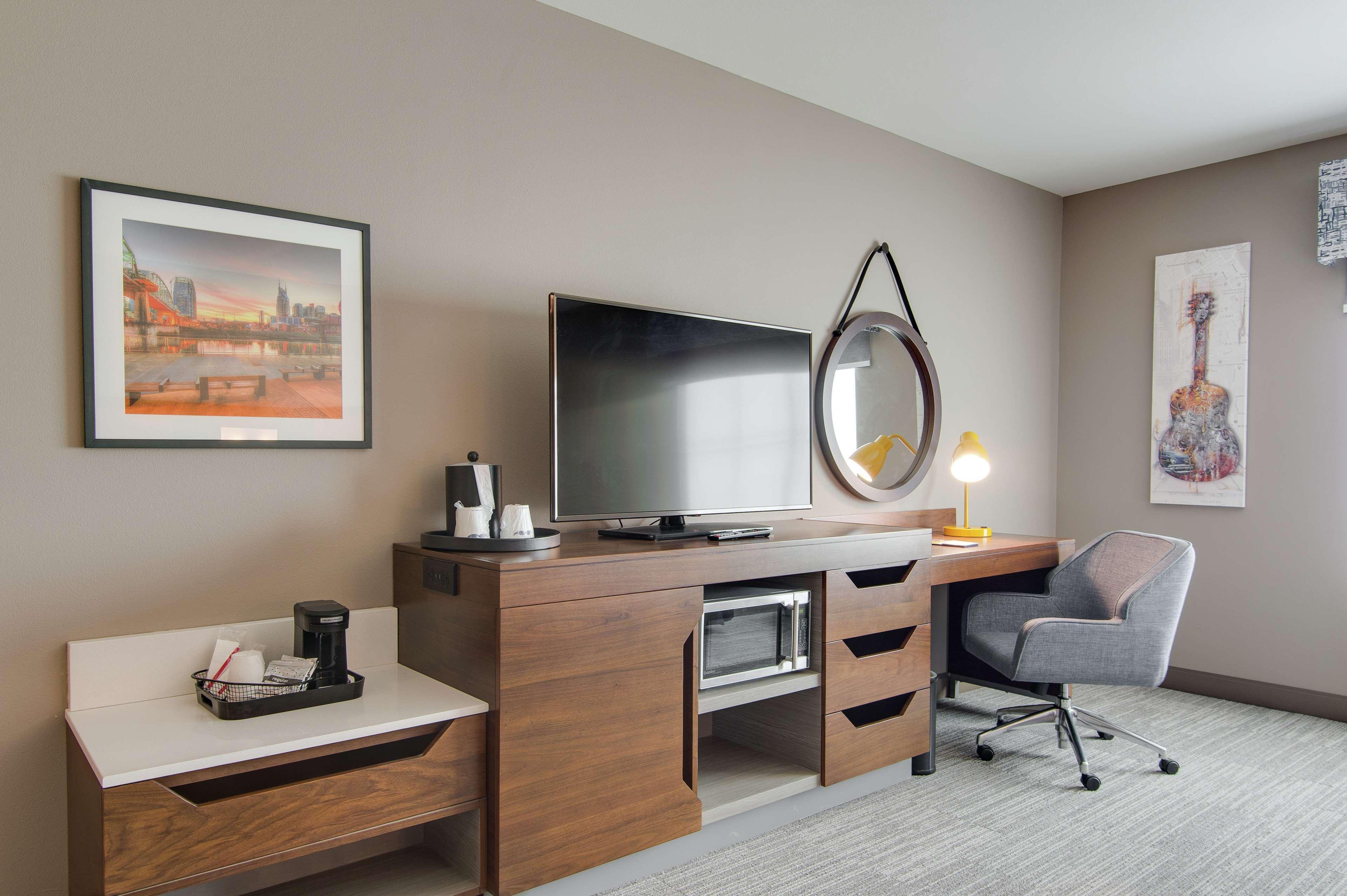 Hampton Inn & Suites By Hilton Nashville North Skyline Exteriör bild