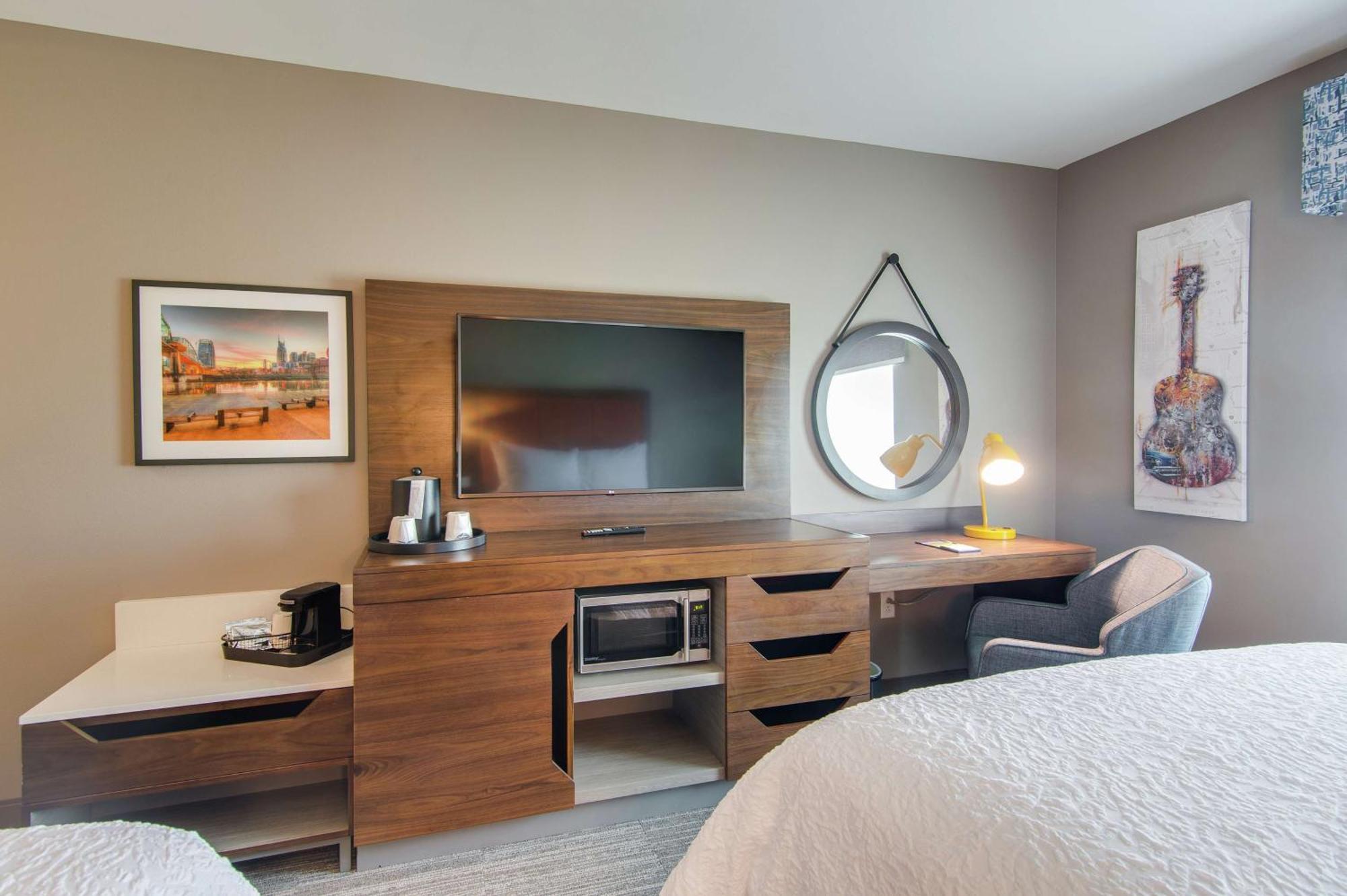 Hampton Inn & Suites By Hilton Nashville North Skyline Exteriör bild