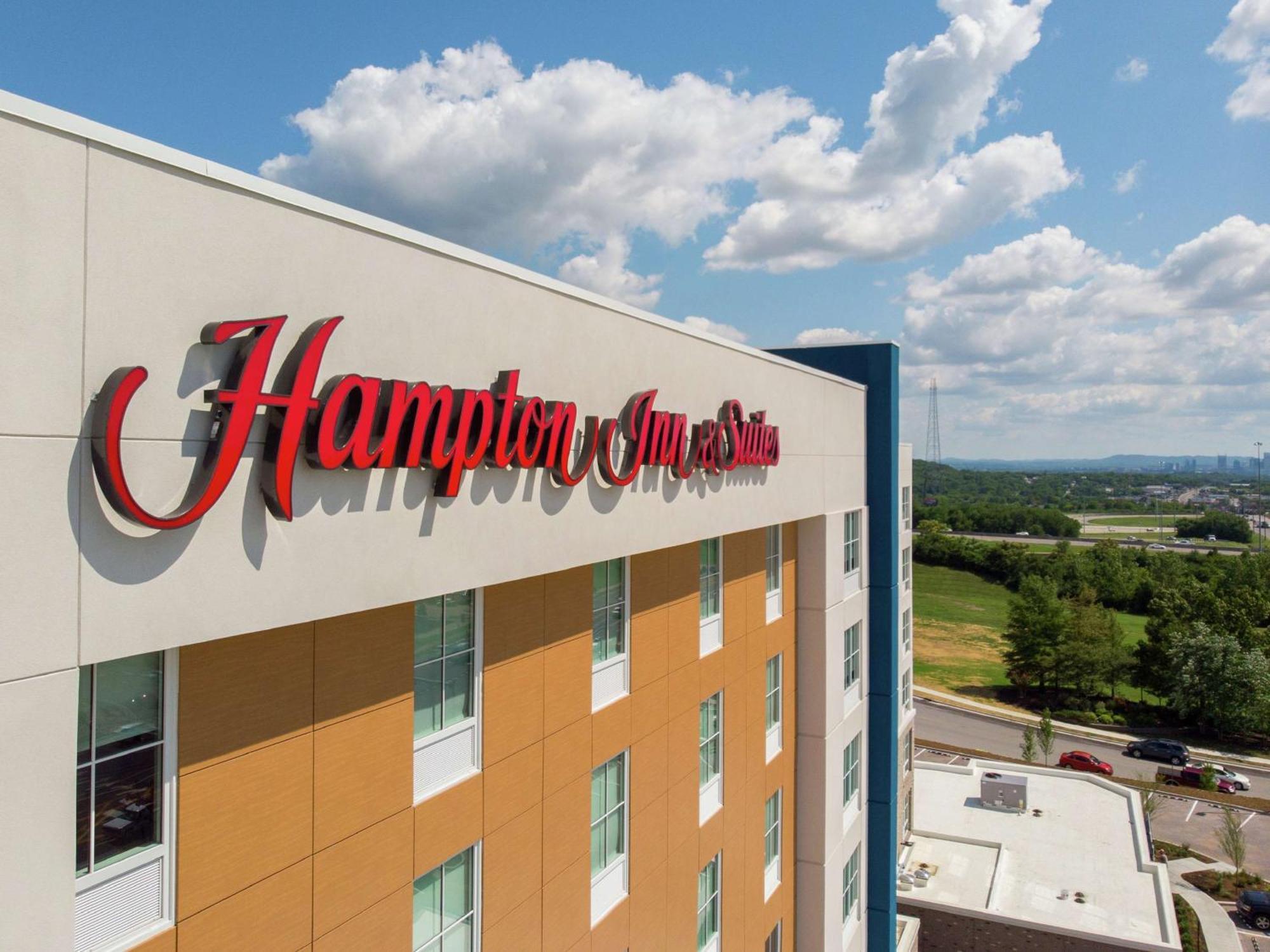 Hampton Inn & Suites By Hilton Nashville North Skyline Exteriör bild